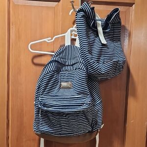 Madden Girl Navy and White Striped Backpack And Lunch sak